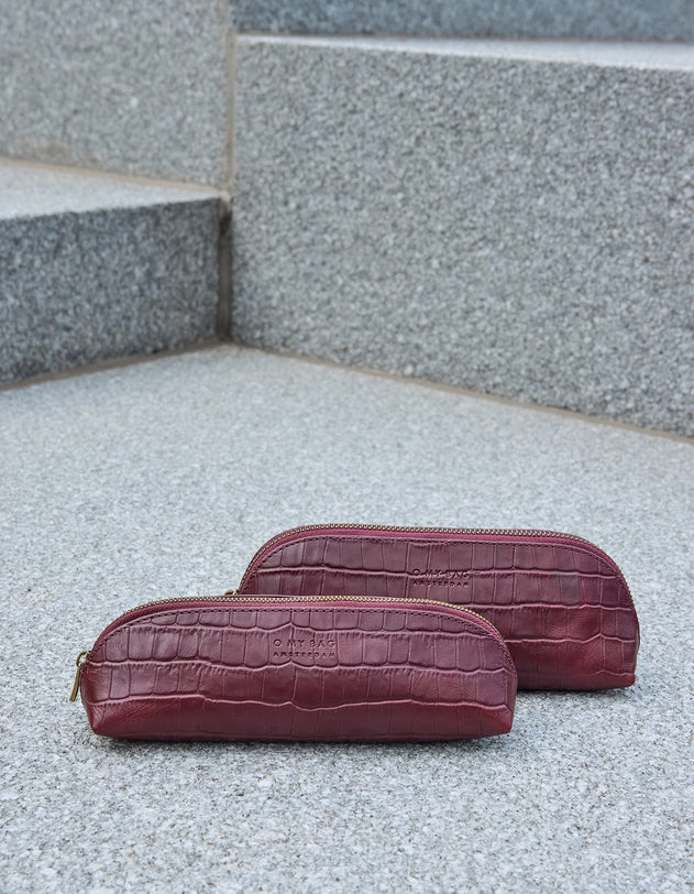 O My Bag Penaali Iso Tummankirsikka
