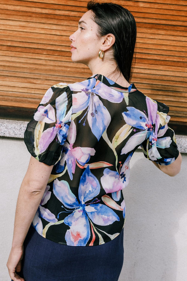 Magnolia Blouse Black Floral