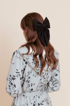 classic-black-girl-womens-hair-bow-by-rainsisters_e578f09a-4406-4c08-91f1-6c1c994484a4.jpg?v=1755676458