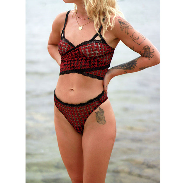 Dharma Bralette Red/Black