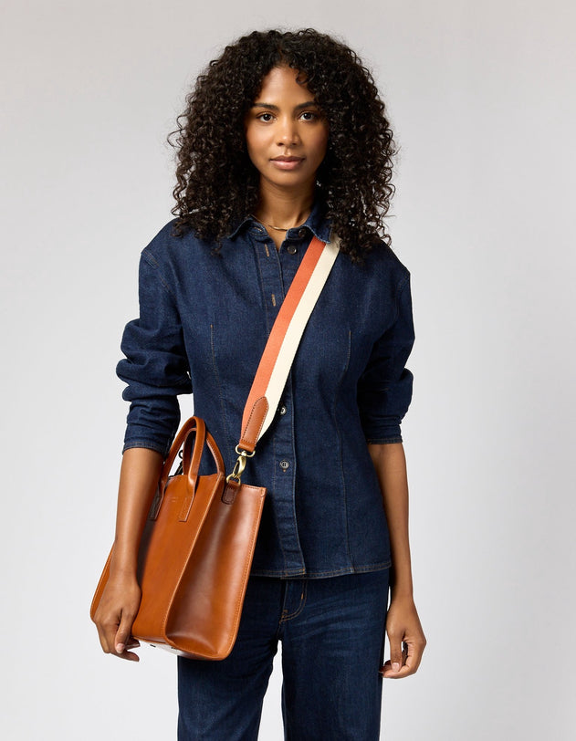 Jackie Laukku Cognac Ruskea