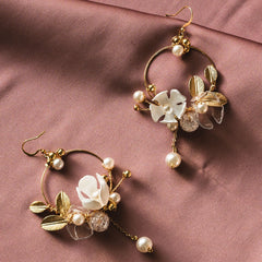 Art Nouveau Earrings White