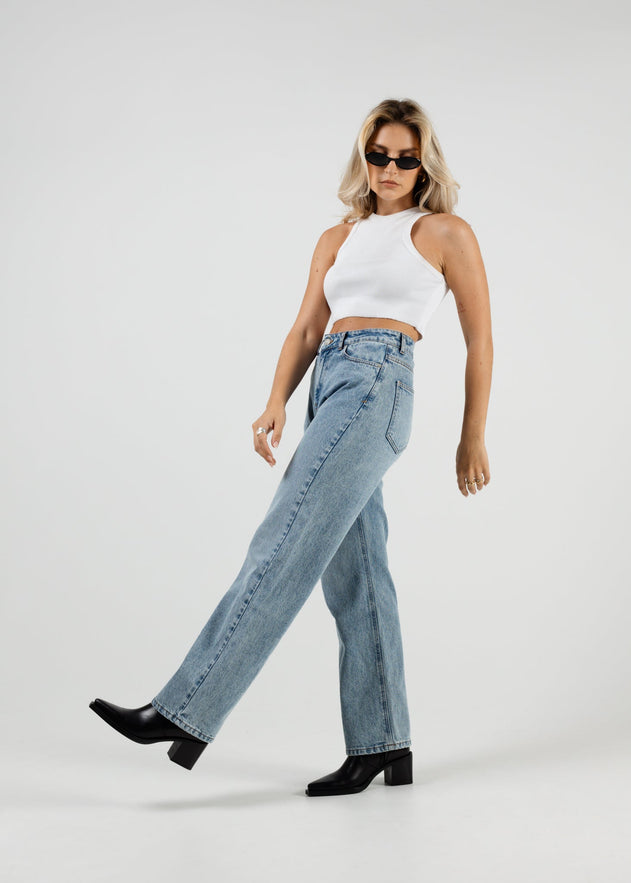 The Billie Jeans Medium Light Blue