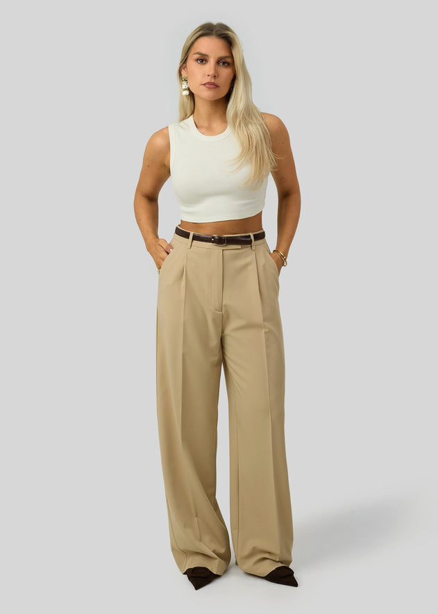 Kurt High-Neck Cropped Tank Top White