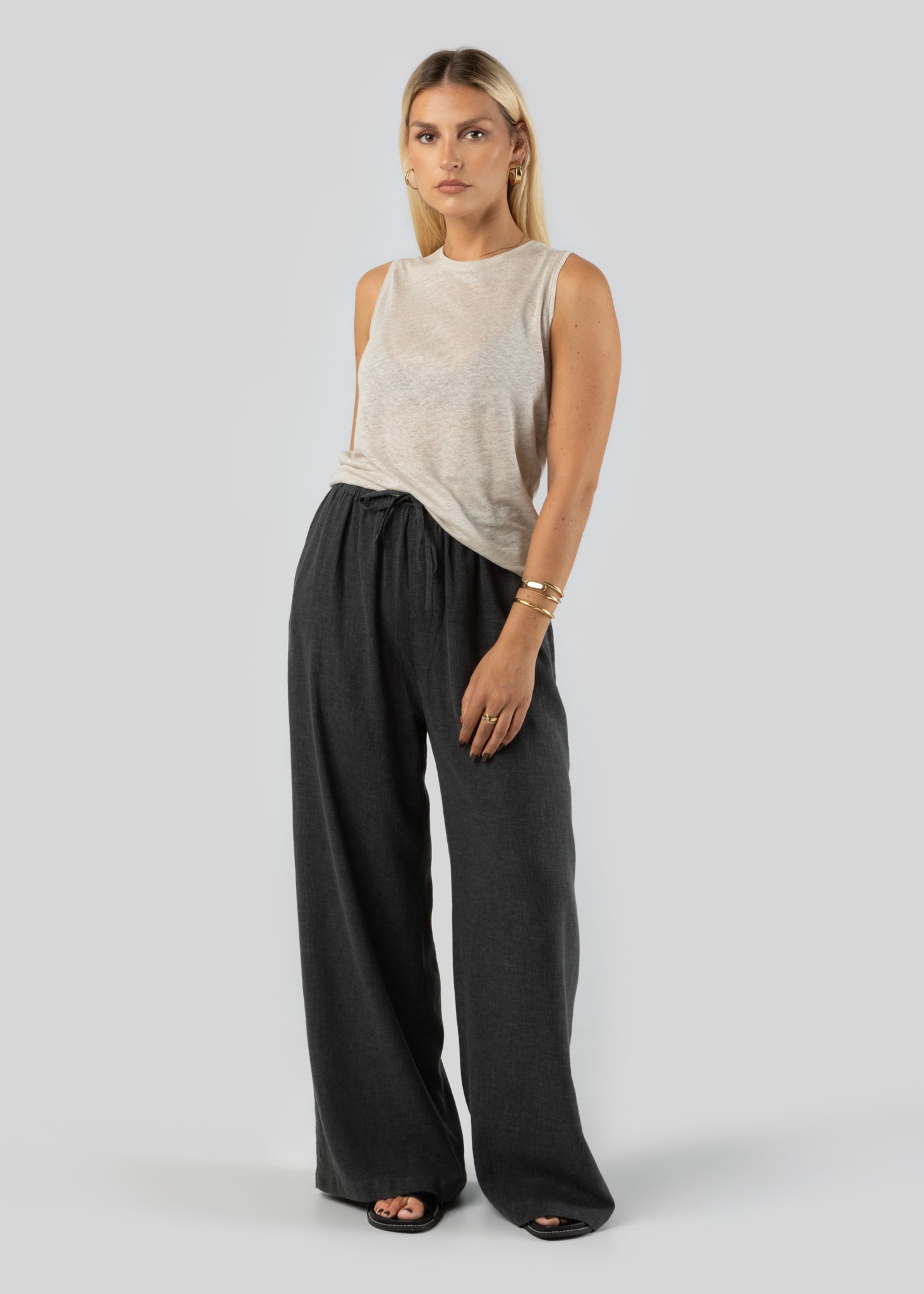 Sleeveless Linen Top Beige