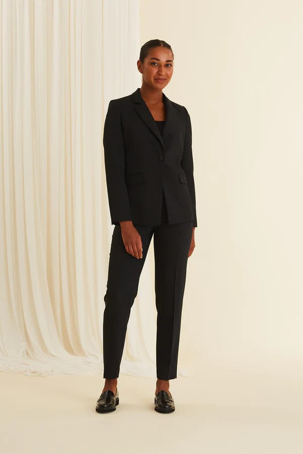 Kiara Klassinen Bleiseri Musta