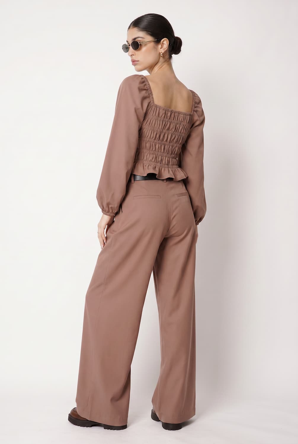 magnific__ultra-strict-full-body-fashion-pose-generation-bac__96112_fbb24f53-52c1-4aeb-be6f-6b29e1399236.jpg?v=1779799310