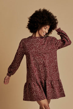 Ruffle Mekko Wild Dots Burgundi