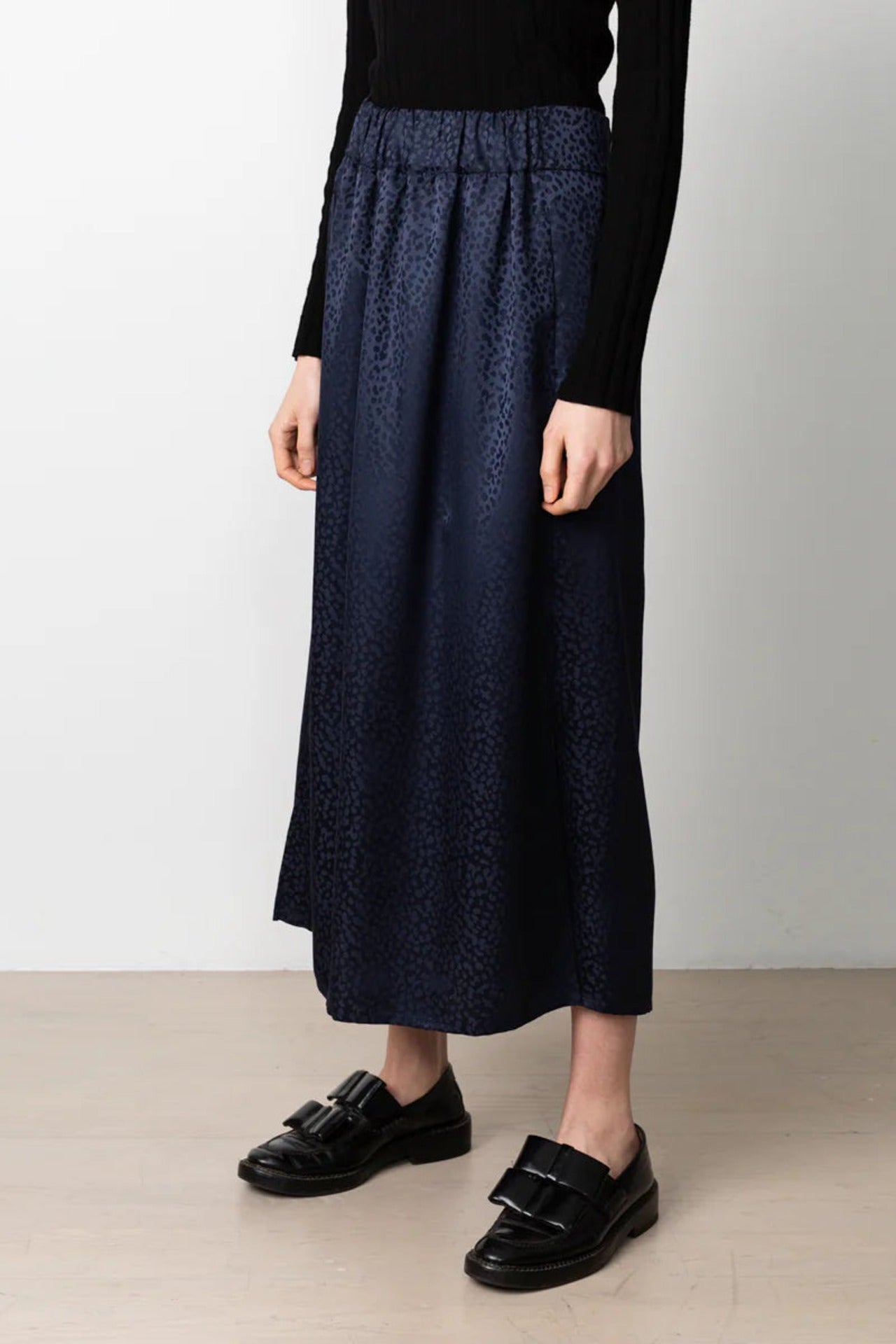 Florence Jacquard Skirt Navy Blue - Studio Heijne