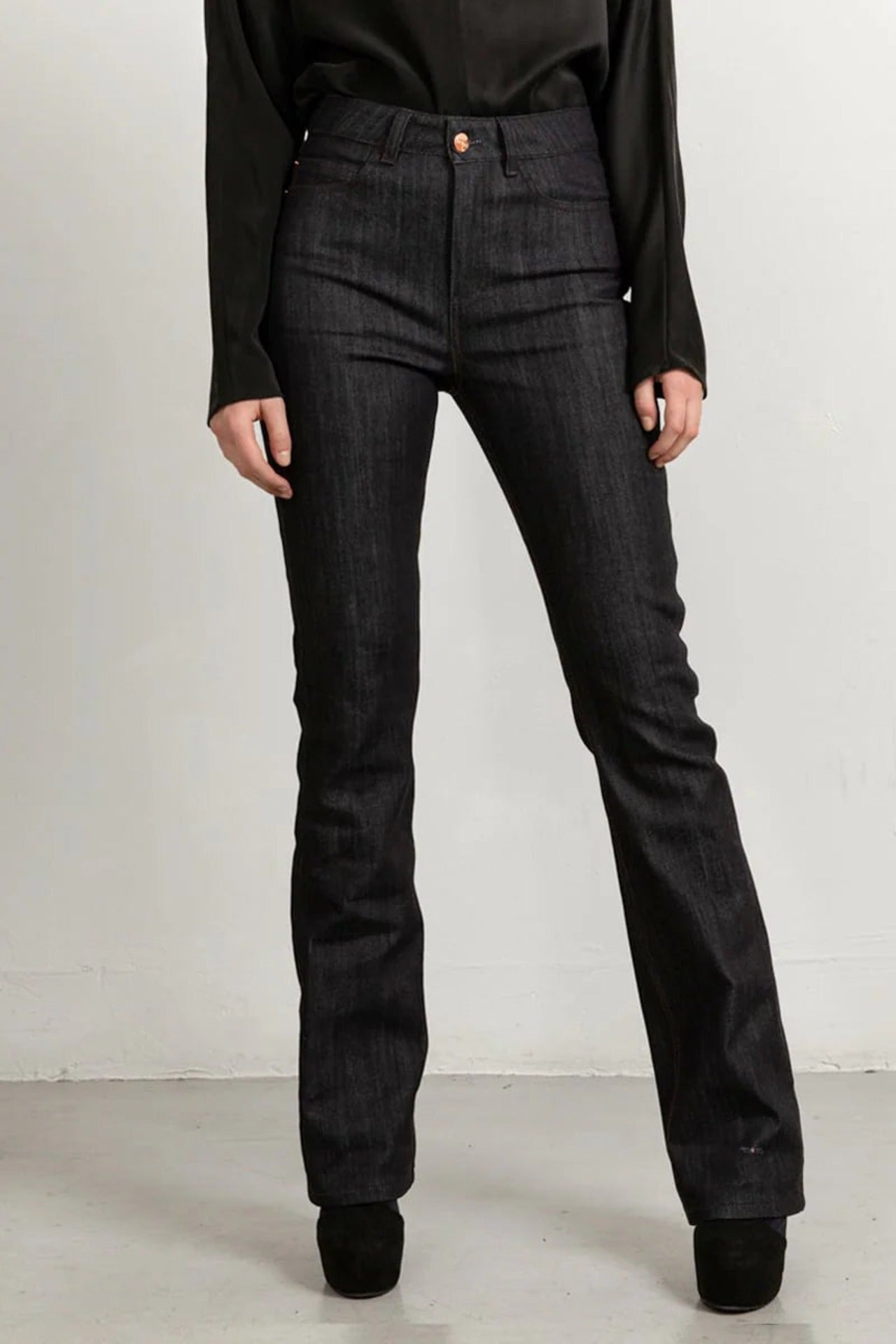 Long Flared Jeans Matching Stitching Blue - Studio Heijne