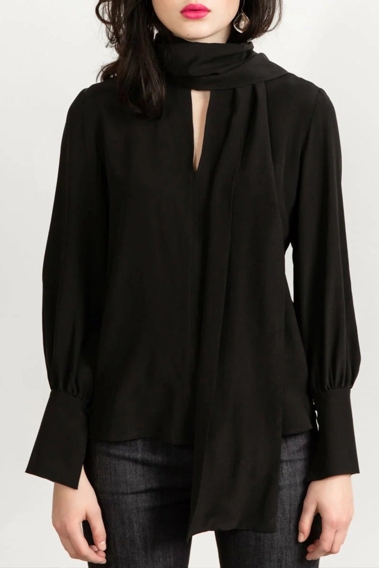 Bow Tie Blouse Black - Studio Heijne