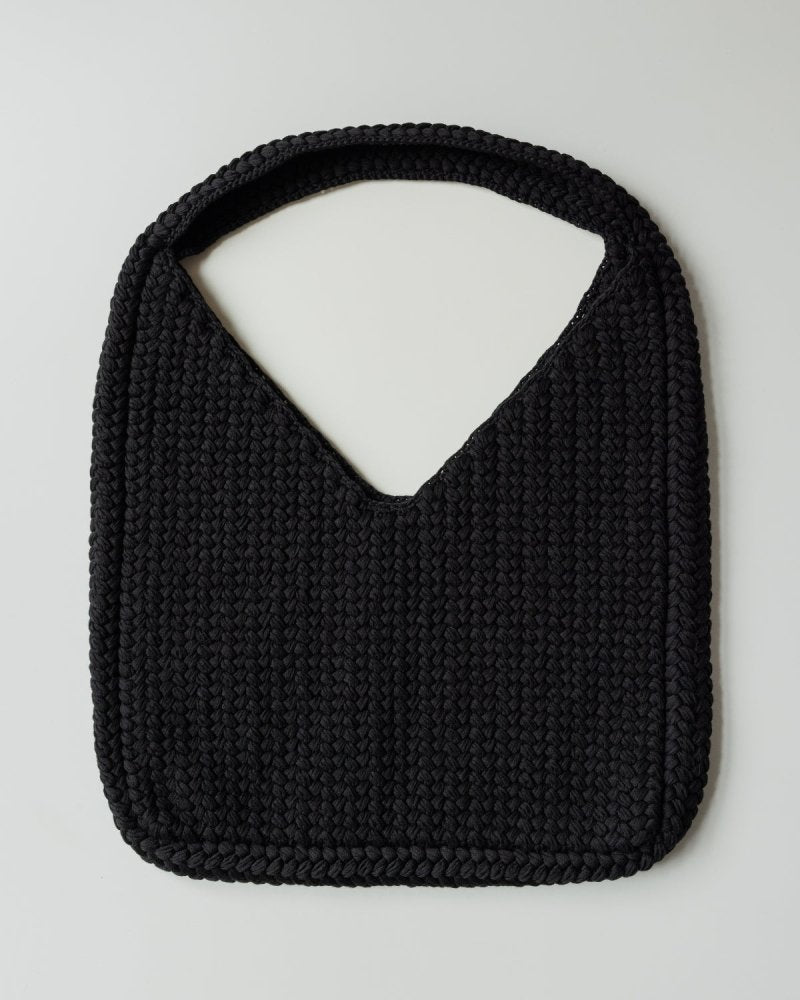 pintine-black-crochet-bag-387776.jpg?v=1744620970