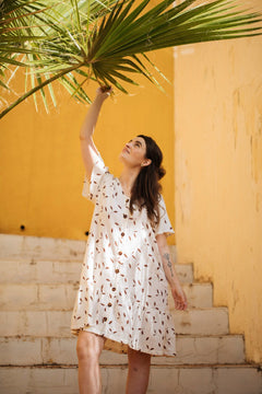 Frill Button Dress Wind
