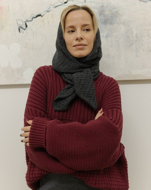 radvilaite-charcoal-cashmere-headpiece-575628.jpg?v=1759392186