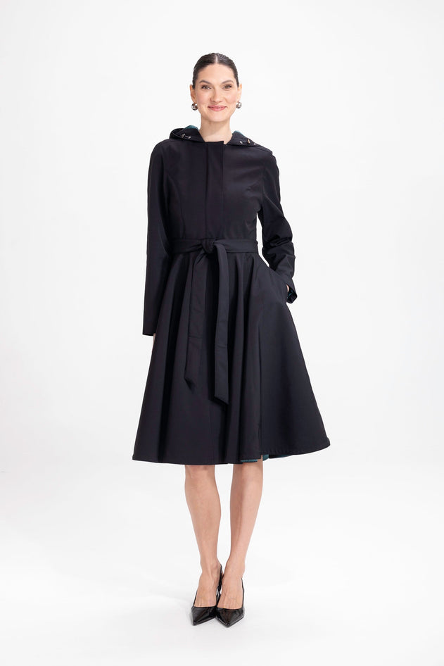rainsisters-coat-deep-emerald-waterproof-black-front.jpg?v=1779052150