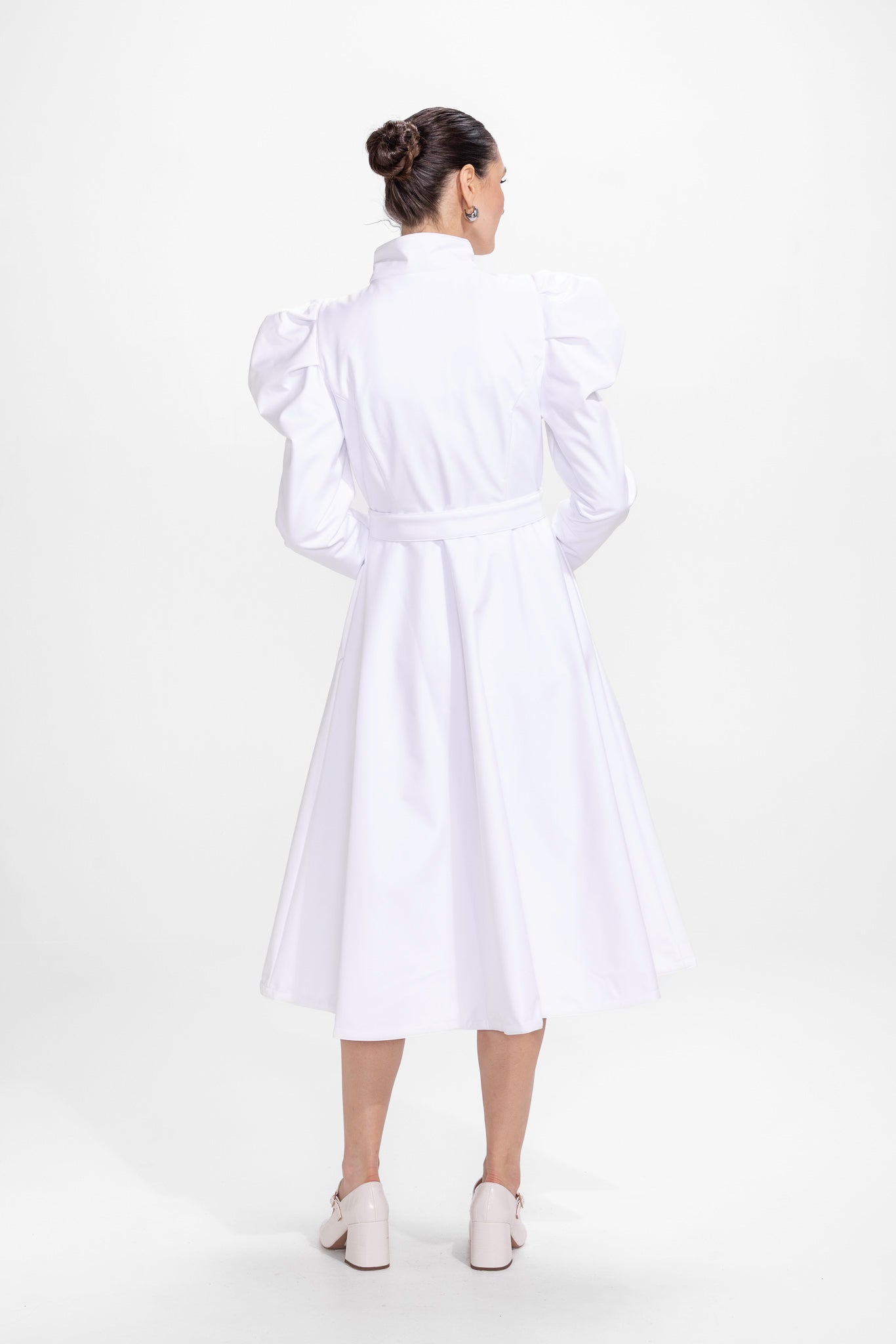rainsisters-coat-majestic-white-waterproof-white-back.jpg?v=1779054425