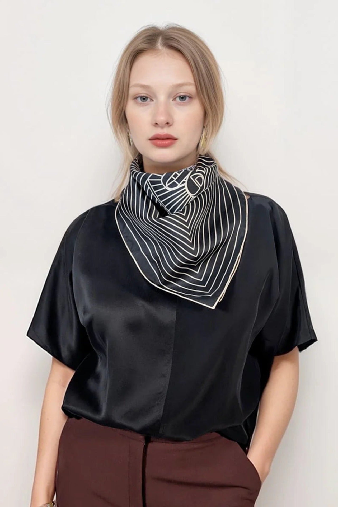 Signature Stripes Scarf Black - Studio Heijne
