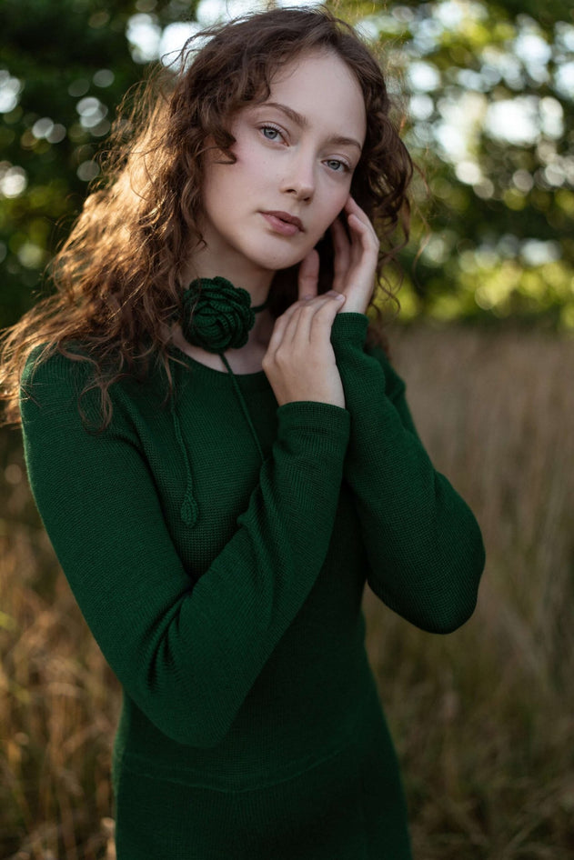 Handcrafted Merino Wool Rose Necklace Forest Green