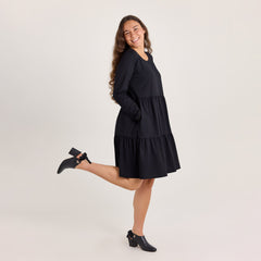 tamsilk-5039-frilla-midipituus-musta-2-1800x1800.jpg?v=1758804947