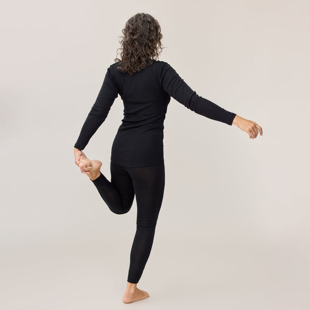 tamsilk-timmi-pitkahihainen-paita-9019-musta-timmi-pitkikset-9014-musta-1800x1800.jpg?v=1724414345