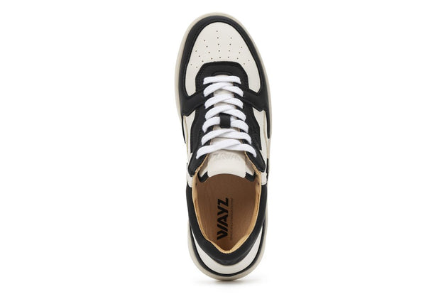 The Sonder Sneakers White Black
