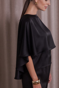 triasetate_cape_satin_black.jpg?v=1764151549