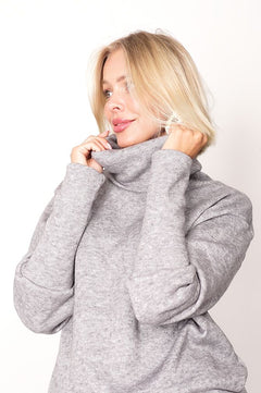 Tova Turtleneck Knit Light Grey