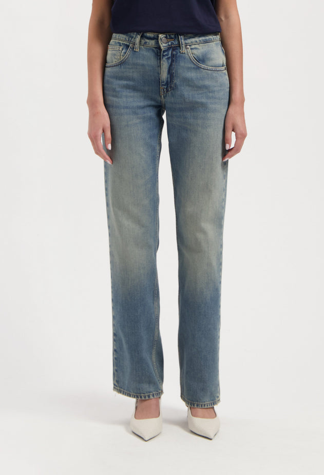 women-sustainable-jeans-carry-mid-straight-earth-vintage-half-body-front-summer.jpg?v=1758638852
