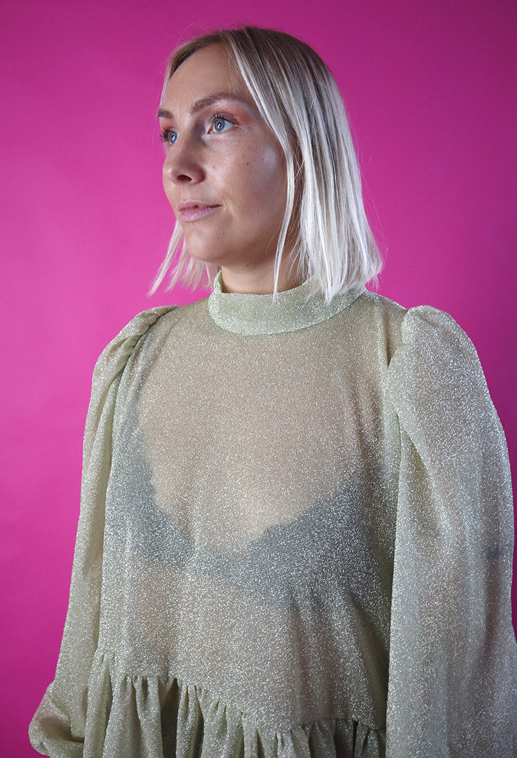 Dishy Mekko Rusettikauluksella Glitter Valkokulta
