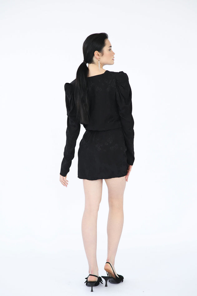 Valentina Musta Mekko