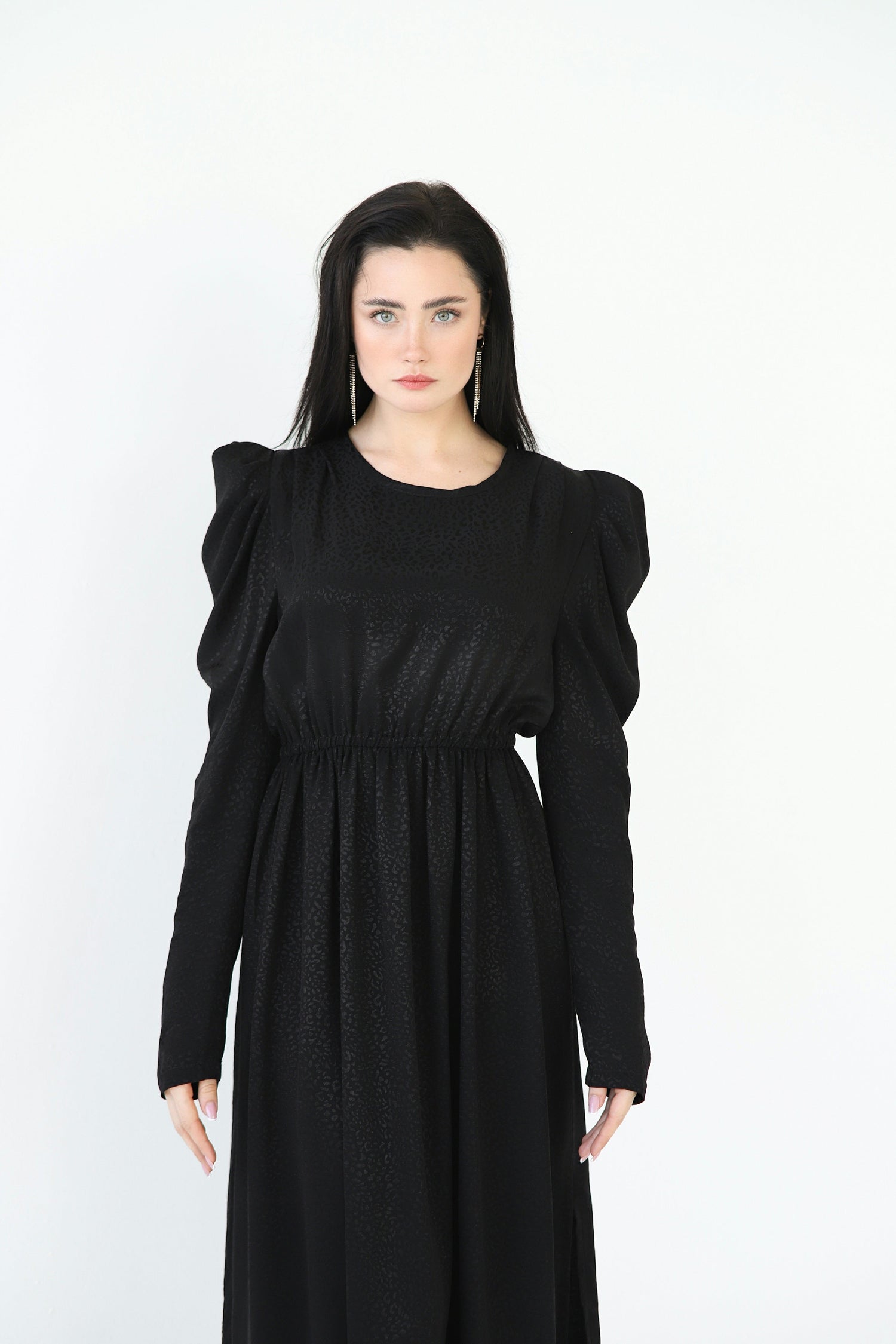 Florence Pitkähihainen Mekko Musta