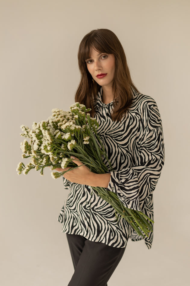 Geometric Kauluspaita Zebra