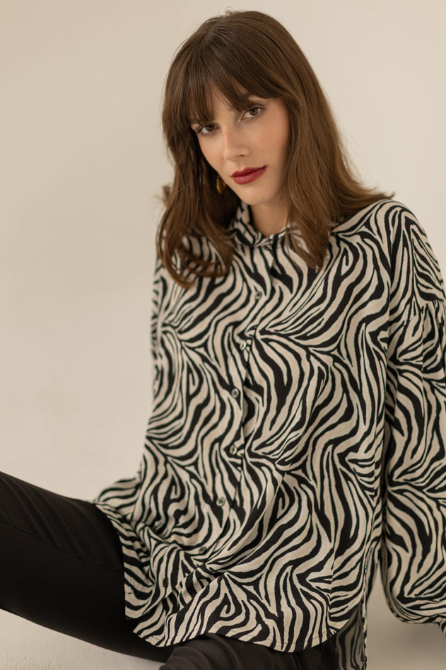 Geometric Kauluspaita Zebra