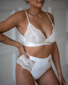 Highwaist String 002 Blanche White