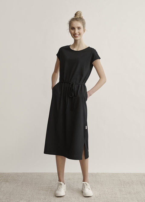 Loimi Dress Black