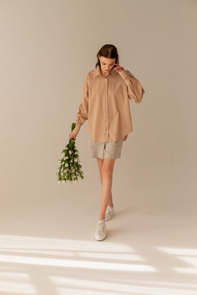 Enteliér Klassinen Oversized Kauluspaita Beige