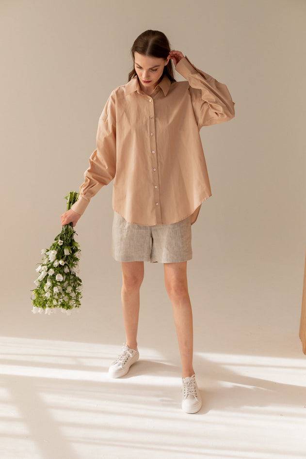 Enteliér Klassinen Oversized Kauluspaita Beige
