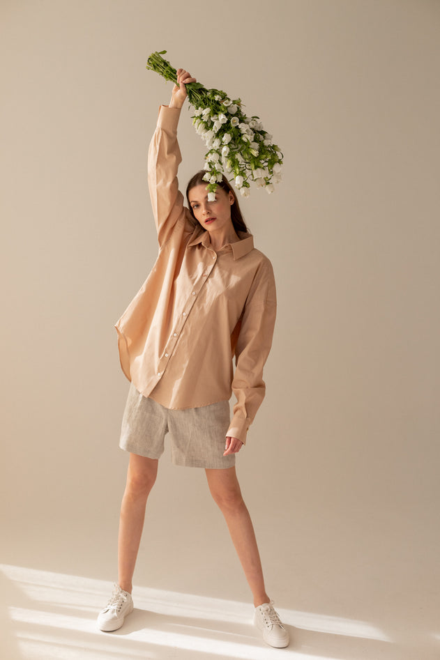 Enteliér Klassinen Oversized Kauluspaita Beige