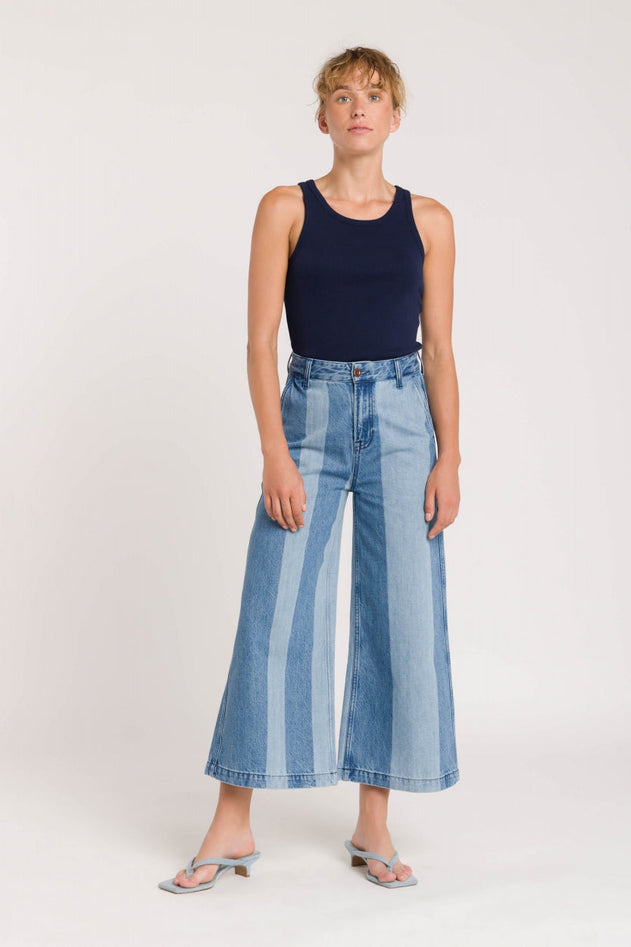 Kerry Toppi Tummansininen