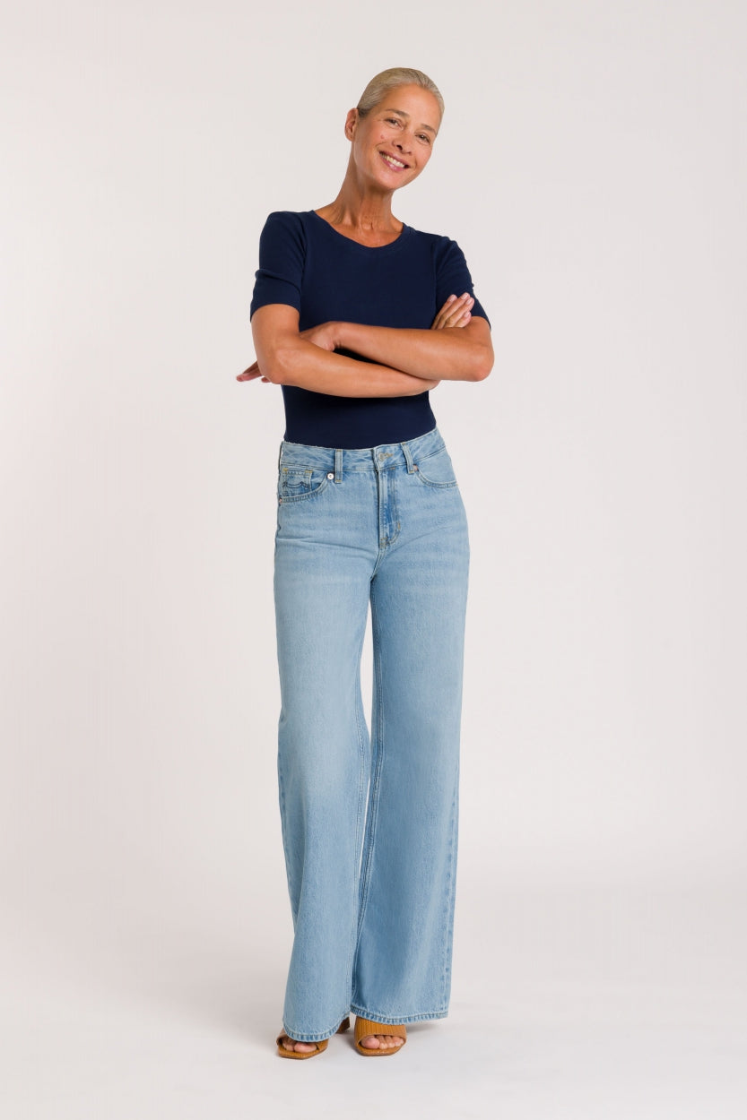 Rina T-Paita Tummansininen