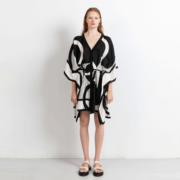 Lyhyt Graphic Scarf Print Mekko