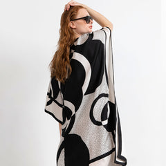 Lyhyt Graphic Scarf Print Mekko