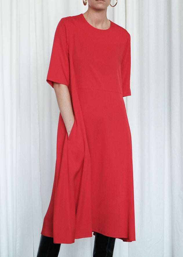Taylor -mekko punainen