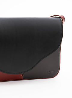 Crossbody Laukku Billie Musta Cognac