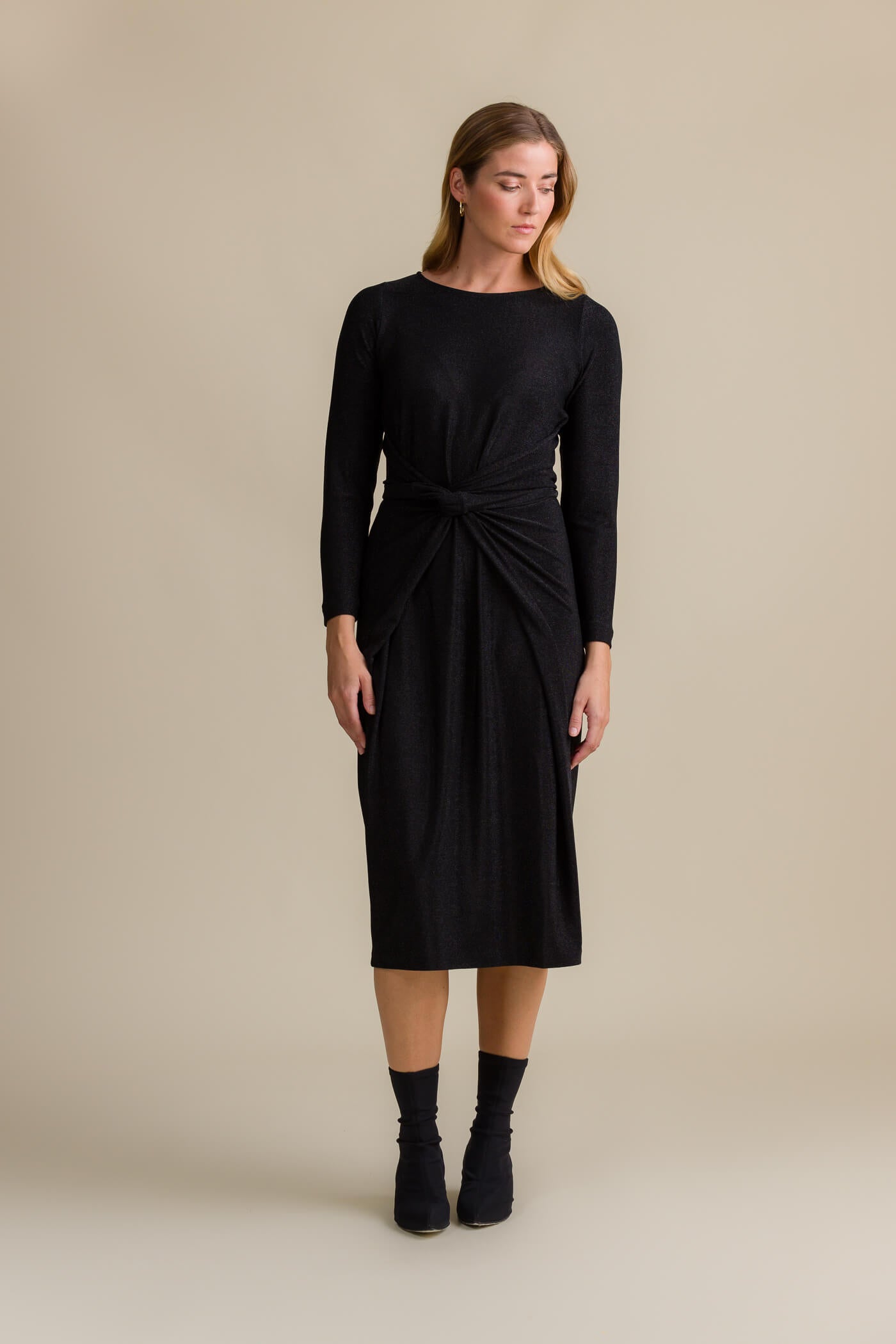 Angelie Glitter Mekko Musta