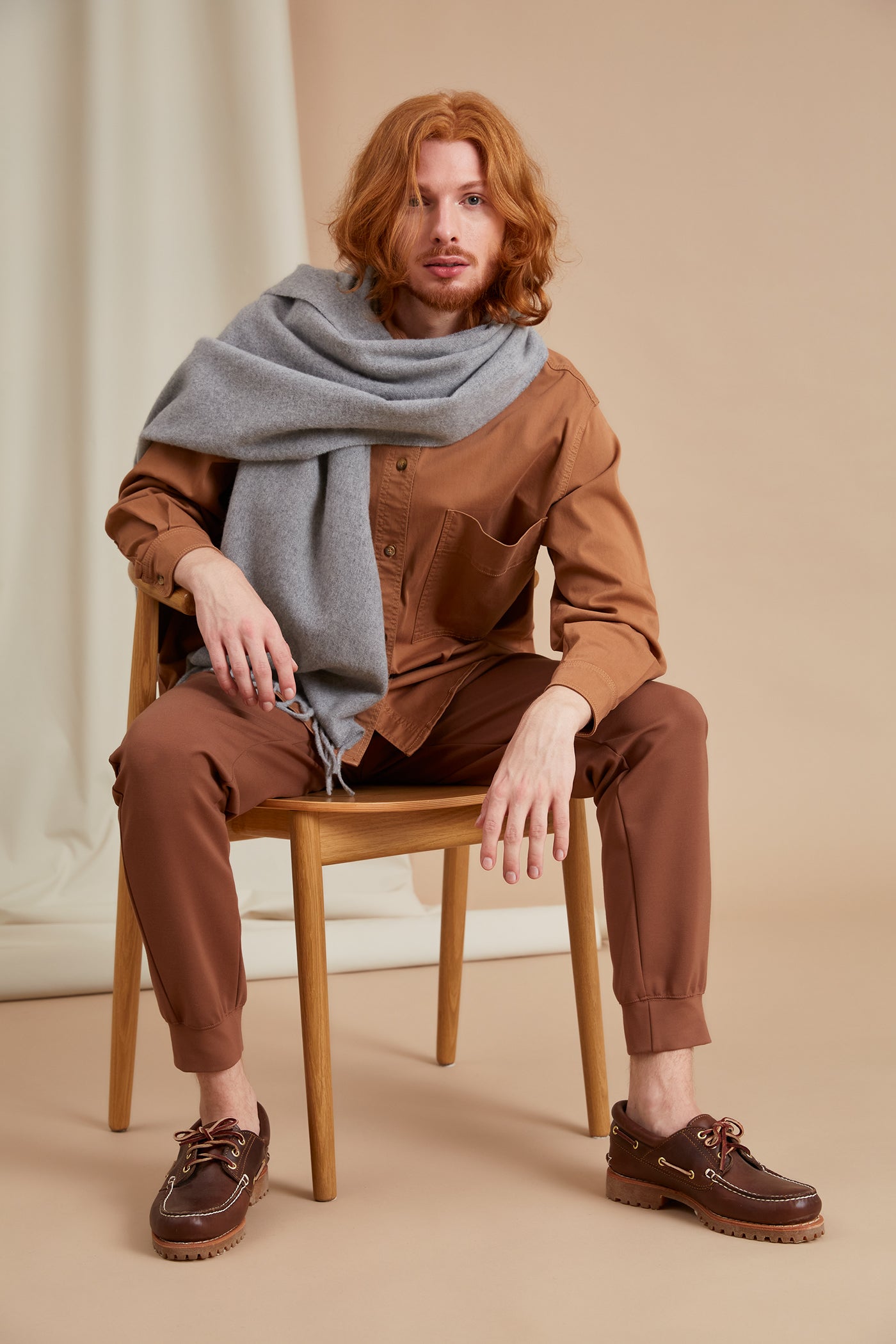 Connie Villa-Kashmirhuivi Harmaa