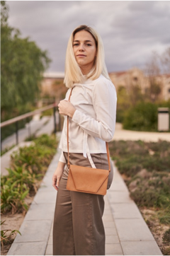 Hybrid Vegan Multifuncional Vegan Bag Camel