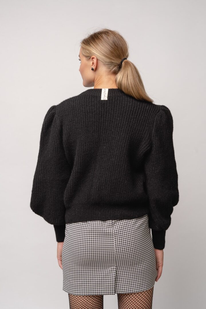 Iris Alpakan Villa Neuletakki