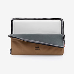 Strata Tote Bag + Capture Laptop Case 