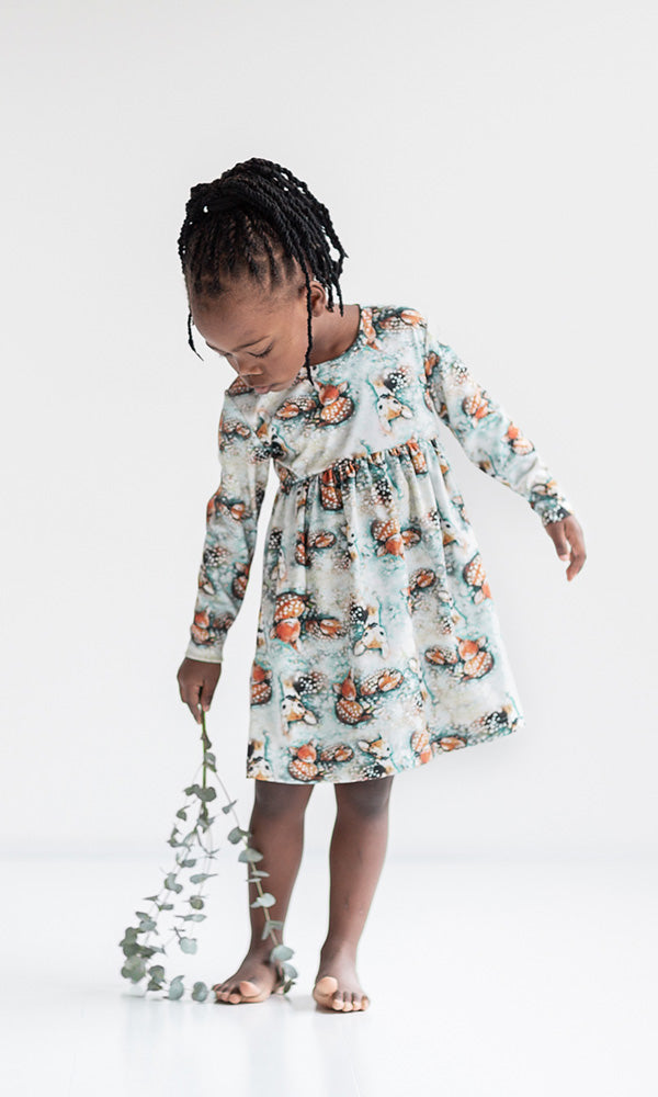 Mekko Bambit lehtisateessa Jade